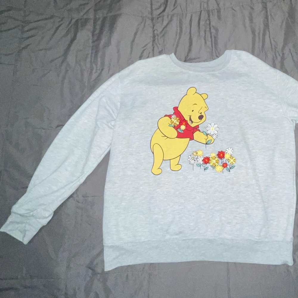 Women’s soft Winnie the Pooh crew neck!